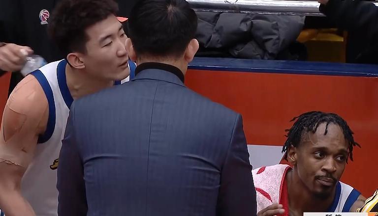 开云官网-大冷门！卫冕冠军无缘8连胜，山东男篮12战11胜，邱彪有能