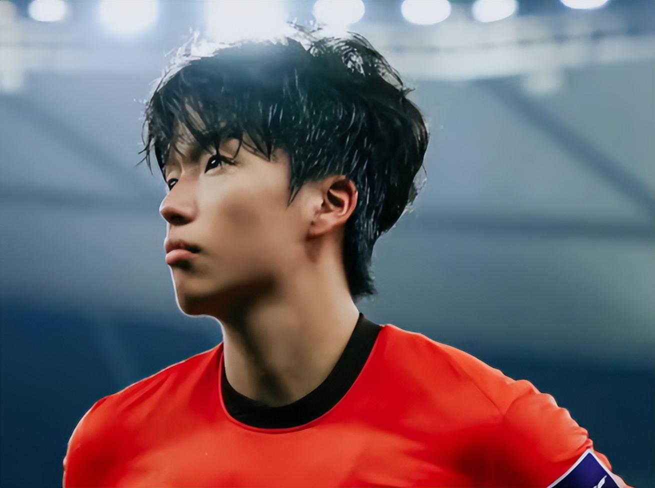 开云体育官网-好事成双的上海海港，杨希之后还有好消息