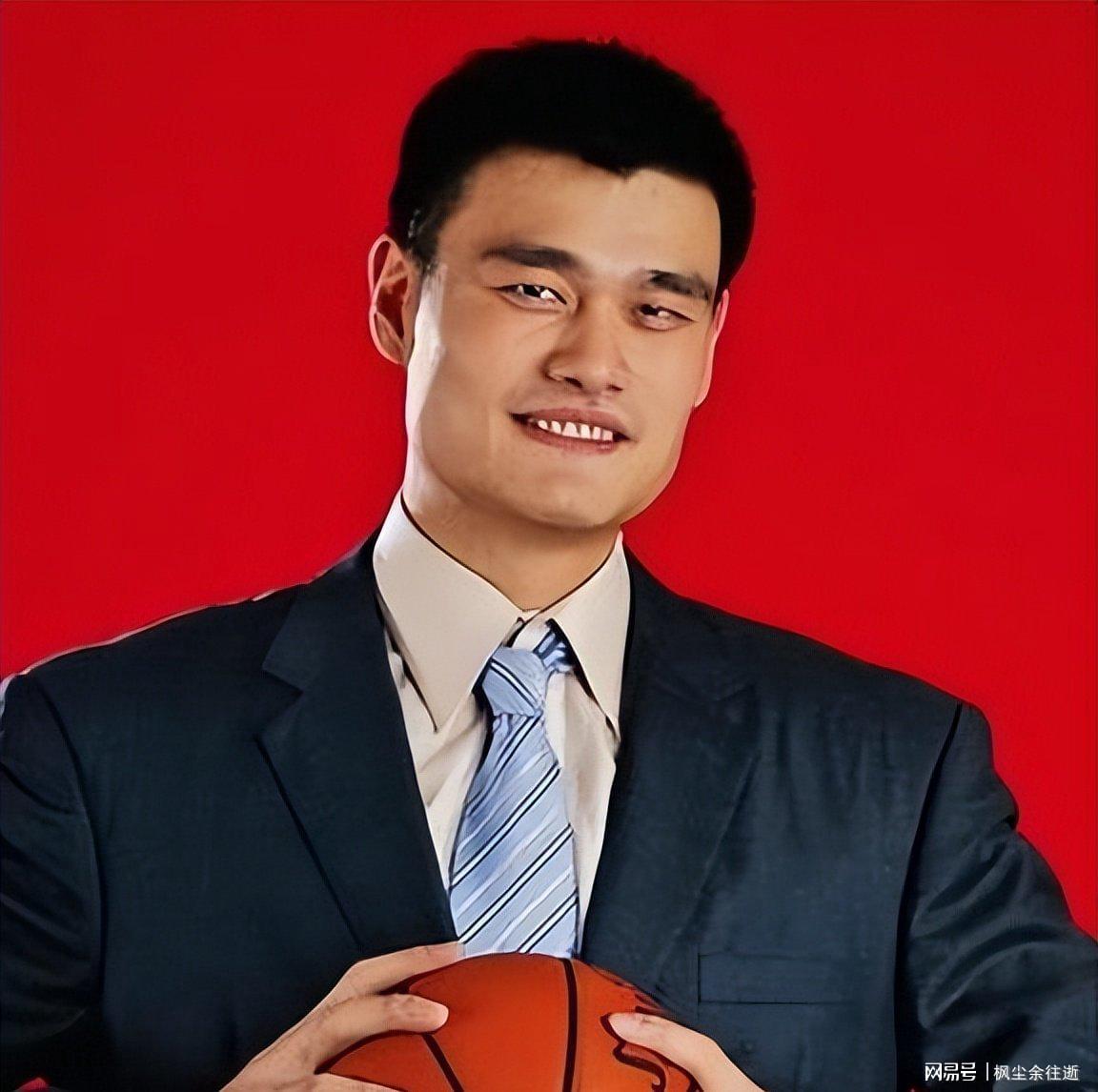 开云体育下载-篮协主席姚明：9年收入超20亿，男篮7年退步不怨他