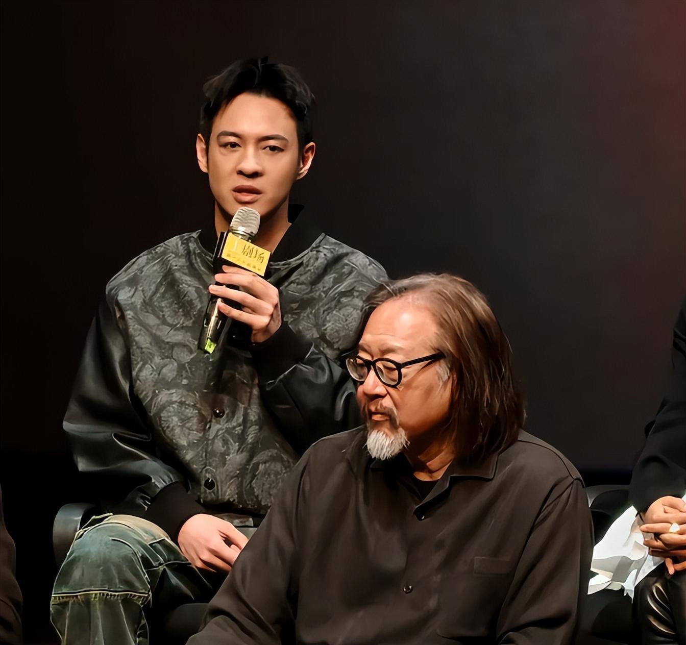 老戏骨上海再聚首，李立群满脸痘坑，金士杰干瘪，林依晨板牙抢镜