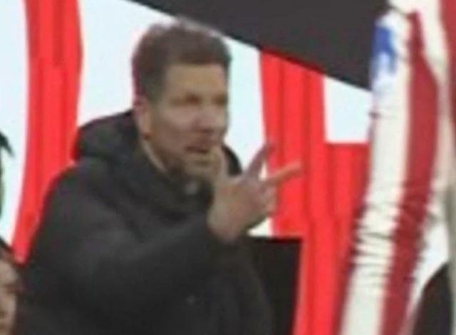 弗利克巴萨生涯最惨一败，手工越位线划掉巴萨进球